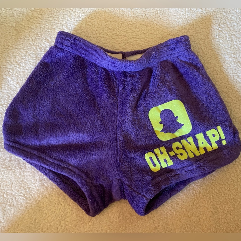 NWT Made with Love and Kisses “Oh Snap” Plush Pajama Shorts Girls Size 10-12